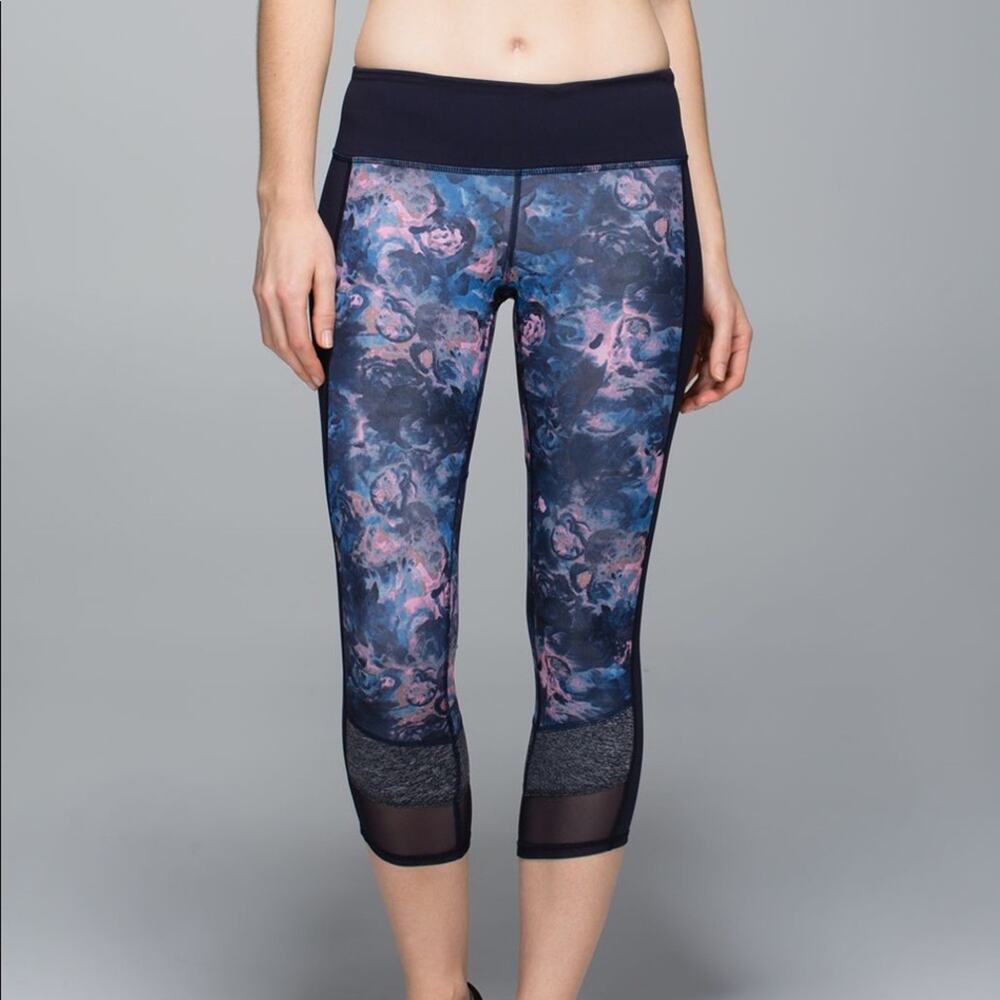 Lululemon If Youre Lucky Crop in Moody Mirage Bark Berry.